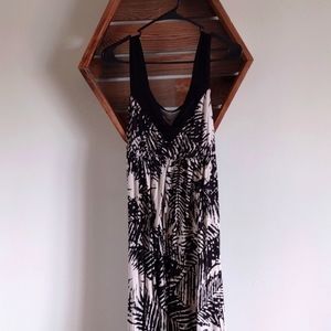 Liz Lange Maternity Midi Dress (S)